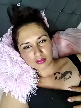 Megan-01- online show from 03.19.25