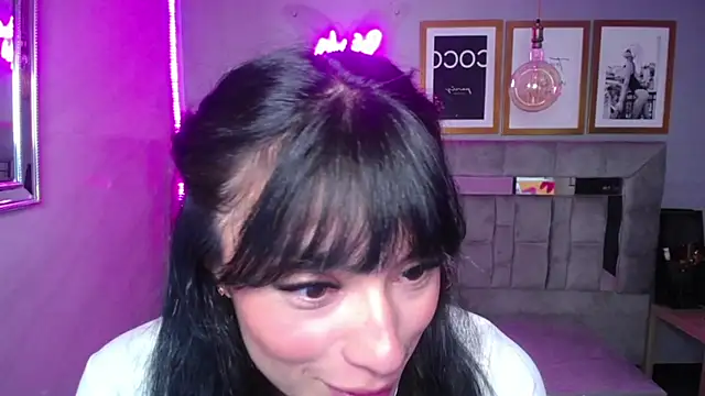 Isabella Collen v online show from 03.20.25