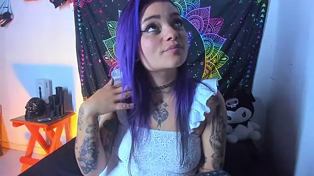 ChloeAllennn online show from 03.14.25