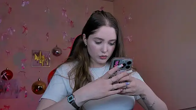 hazel sullivan online show from 12.15.25