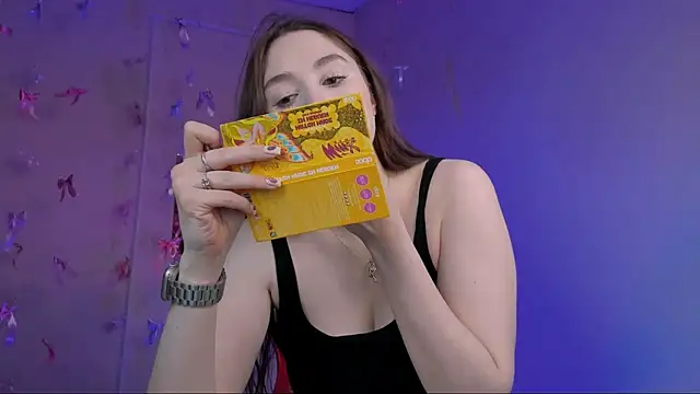 hazel sullivan online show from 04.28.26