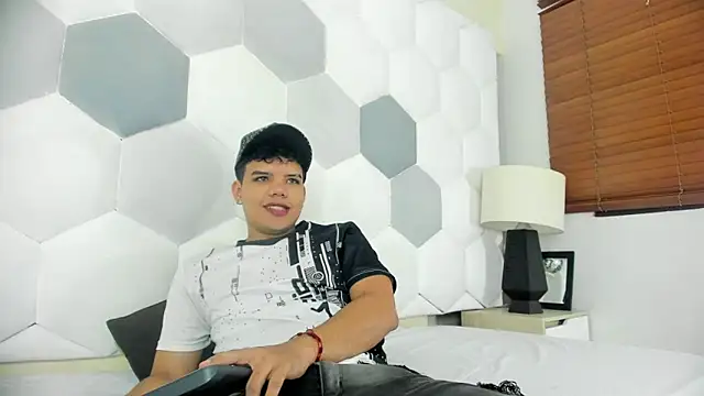 Axel Forte online show from 04.29.26