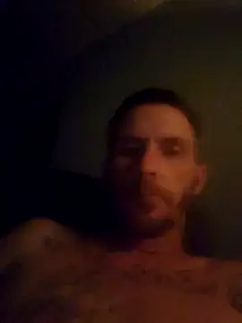 Snapshot of lambomusik chatting on 02.25.25 lambomusik online show from 02.25.25