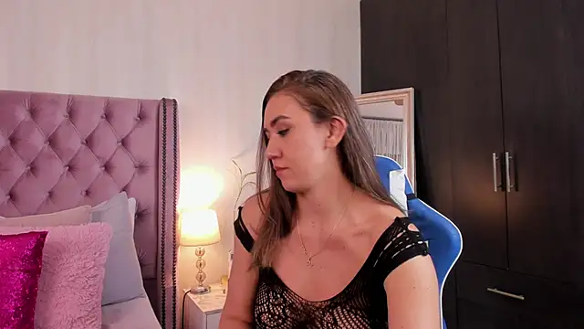 natashaleightt online show from 07.31.26