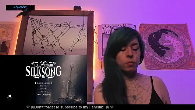 Snapshot of Hisato111 chatting on 10.25.25 Hisato111 online show from 10.25.25