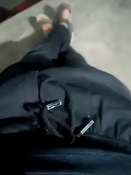 Snapshot of Delhi_BoyBigcock chatting on 03.10.25 Delhi BoyBigcock online show from 03.10.25