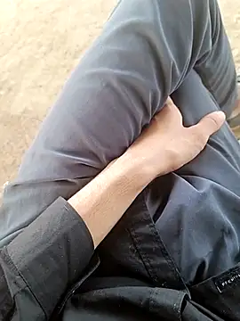 Snapshot of Delhi_BoyBigcock chatting on 03.13.25 Delhi BoyBigcock online show from 03.13.25