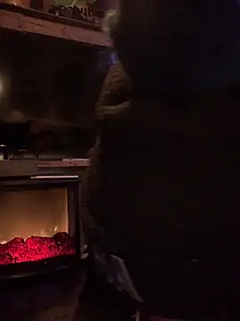 Polaroid White online show from 03.07.25