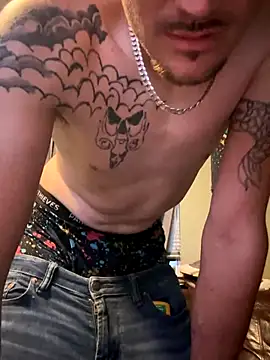 Polaroid White online show from 09.14.25