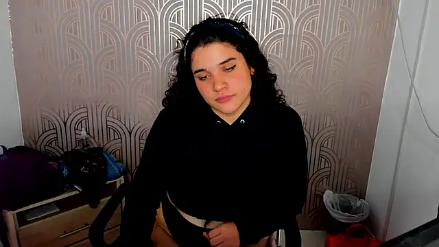 BloodyMaary  online show from 02.28.25