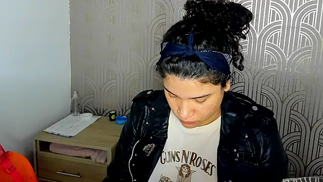 BloodyMaary  online show from 03.05.25