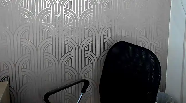 Snapshot of BloodyMaary_ chatting on 03.07.25 BloodyMaary online show from 03.07.25