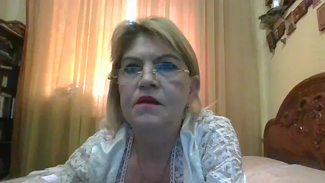 Snapshot of Heidi-Helga chatting on 03.03.25 Heidi-Helga online show from 03.03.25