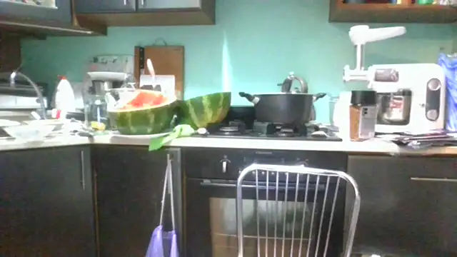 Snapshot of Heidi-Helga chatting on 09.10.25 Heidi-Helga online show from 09.10.25