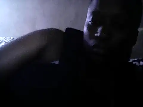 Snapshot of LoveDropss chatting on 03.09.25 LoveDropss online show from 03.09.25