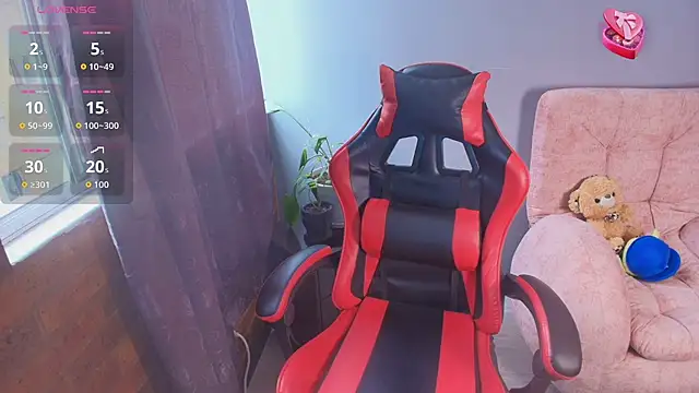 SophiTay online show from 10.06.25