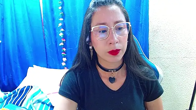 Gia leinn online show from 04.26.26