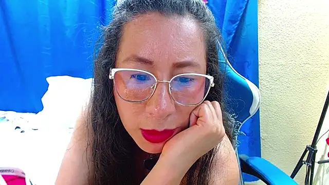 Snapshot of Gia_leinn chatting on 06.04.26 Gia leinn online show from 06.04.26