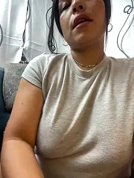 Snapshot of Sara_chanel92 chatting on 03.12.25 Sara chanel92 online show from 03.12.25