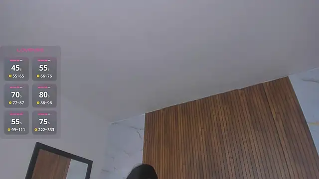 Madyson18 online show from 04.23.26