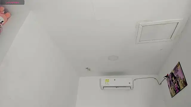 flor herrera01 online show from 02.13.26