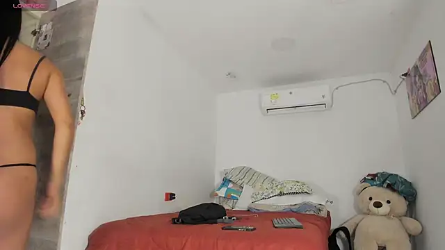 flor herrera01 online show from 03.14.26