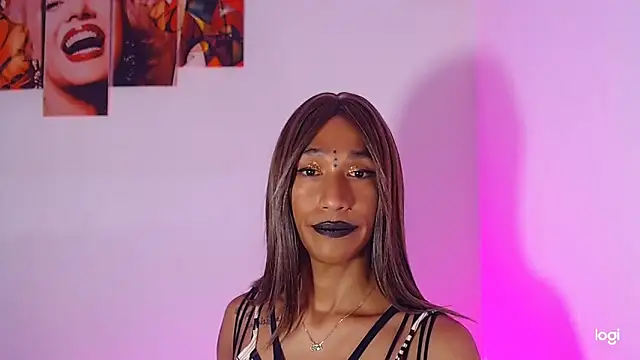 red veltet online show from 10.04.25