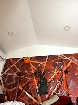 DanielaMedinaa online show from 10.26.25