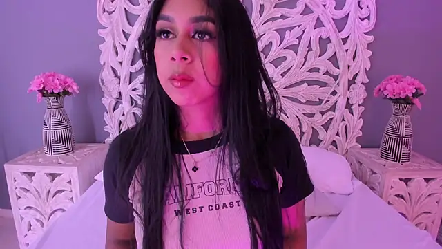 AnnieGibbyns online show from 06.25.26