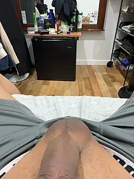 Snapshot of flaco16 chatting on 04.02.26 flaco16 online show from 04.02.26