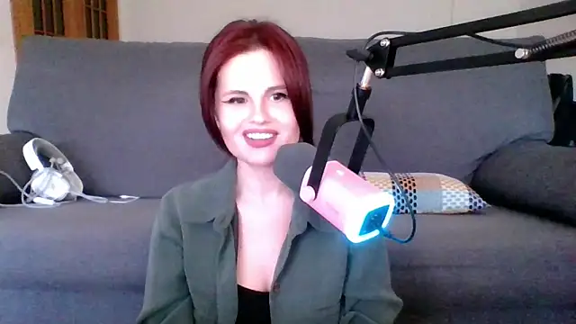 Della Ideal online show from 03.09.25