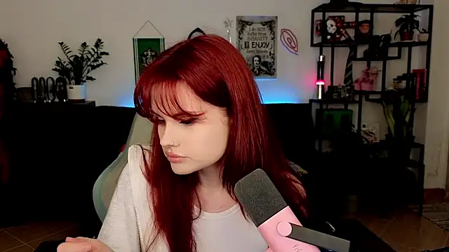 Della Ideal online show from 02.09.26