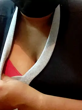 mythilli online show from 03.06.25