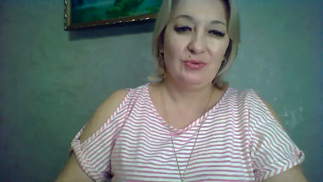 ArielXLoveresss online show from 11.22.25