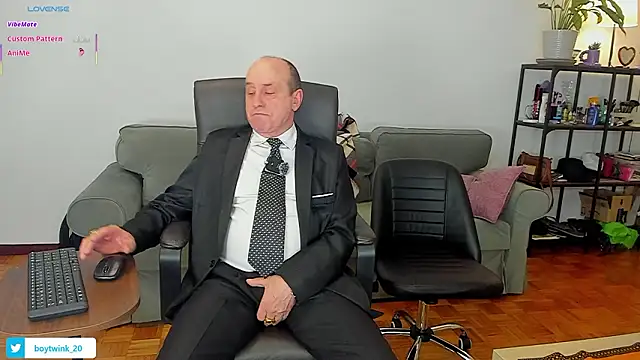 Snapshot of masterboy50 chatting on 03.06.26 masterboy50 online show from 03.06.26