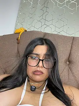 virginbrunette99 online show from 07.05.26