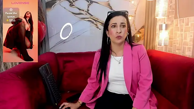 Snapshot of Bella_williamss_ chatting on 02.10.26 Bella williamss online show from 02.10.26