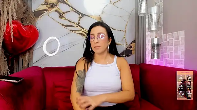 Bella williamss  online show from 05.07.26
