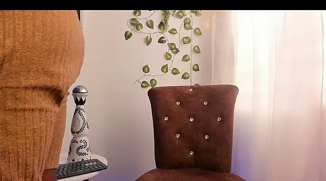 Snapshot of LOGAN_DRAKE chatting on 03.09.25 LOGAN DRAKE online show from 03.09.25