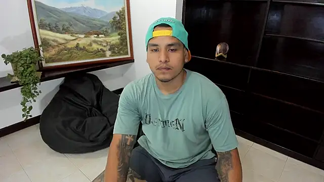 Snapshot of maxflurry_ chatting on 03.03.25 maxflurry online show from 03.03.25