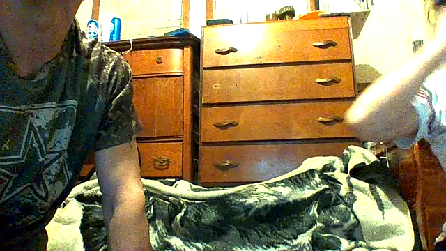 Snapshot of SillyRabbitz chatting on 11.15.25 SillyRabbitz online show from 11.15.25