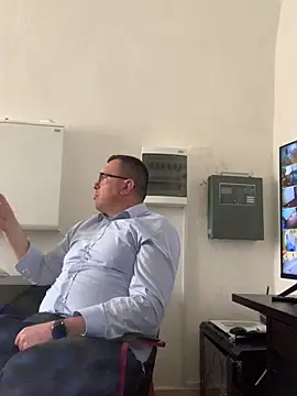 Snapshot of Mike8523 chatting on 03.20.26 Mike8523 online show from 03.20.26