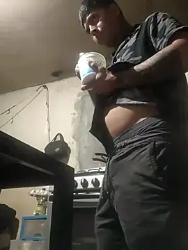 Snapshot of Elcabezhupas97 chatting on 02.23.25 Elcabezhupas97 online show from 02.23.25