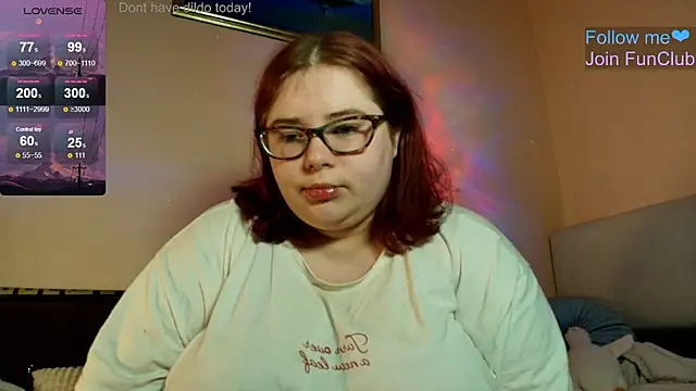 Lily lu one online show from 12.05.25