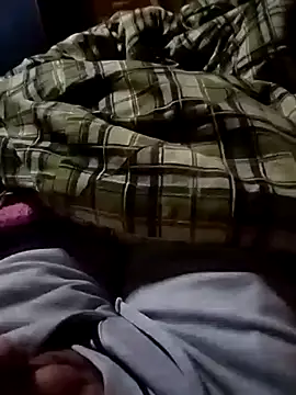 Snapshot of surfacespurt54 chatting on 02.26.25 surfacespurt54 online show from 02.26.25