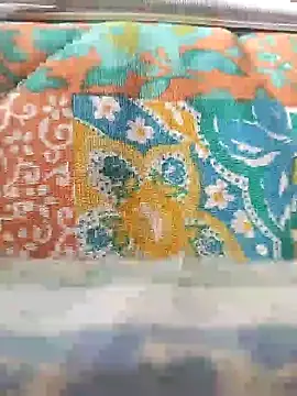 Snapshot of surfacespurt54 chatting on 06.13.26 surfacespurt54 online show from 06.13.26