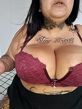 Snapshot of turbinada301 chatting on 12.01.25 turbinada301 online show from 12.01.25