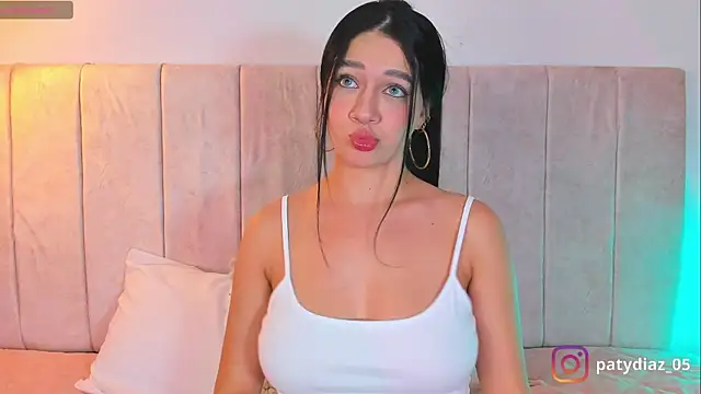 MiiaParker6972 online show from 11.14.25