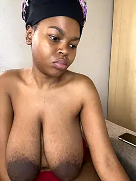  DollFace  online show from 11.04.25