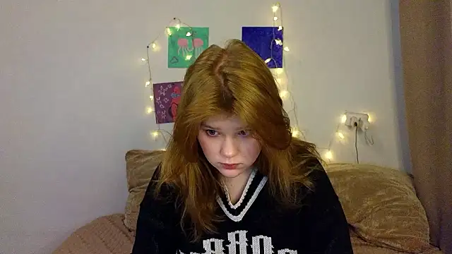 LaseyMoon online show from 03.12.26